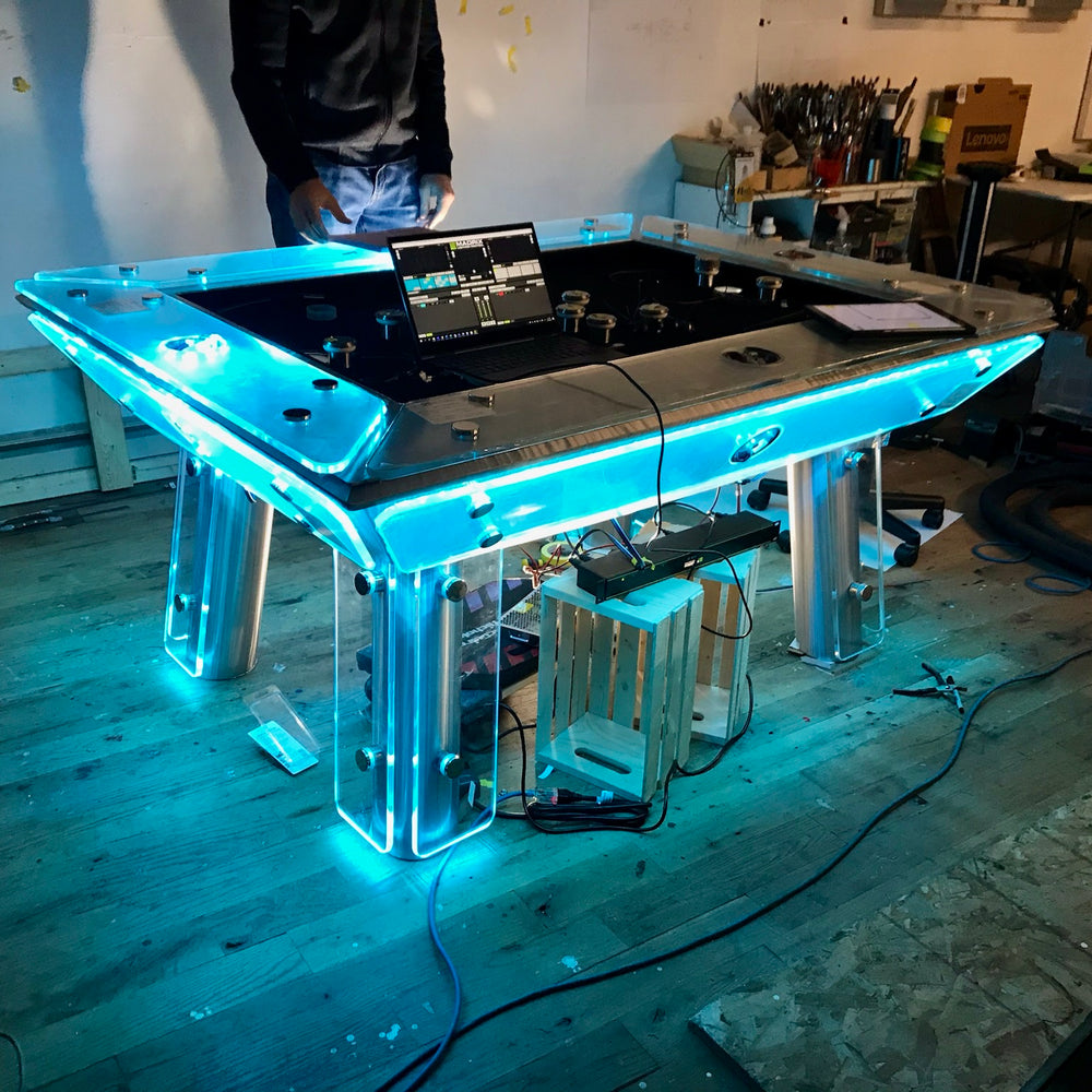 
                  
                    Mesmorizing Bumper Table
                  
                