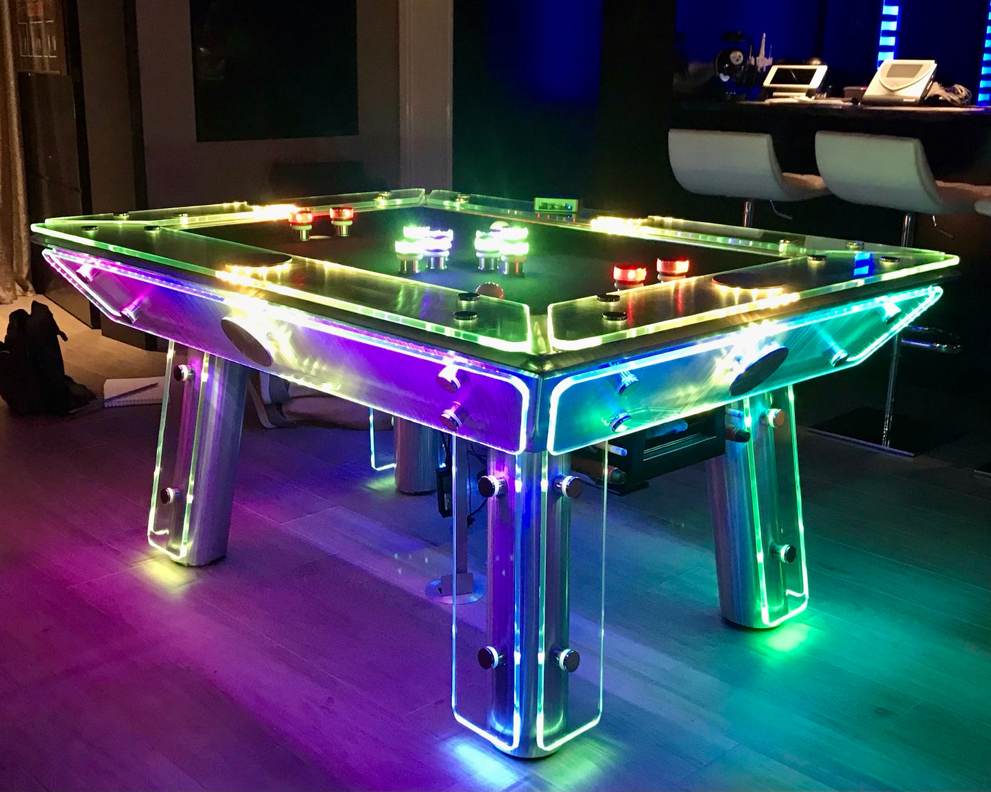 Mesmorizing Bumper Table